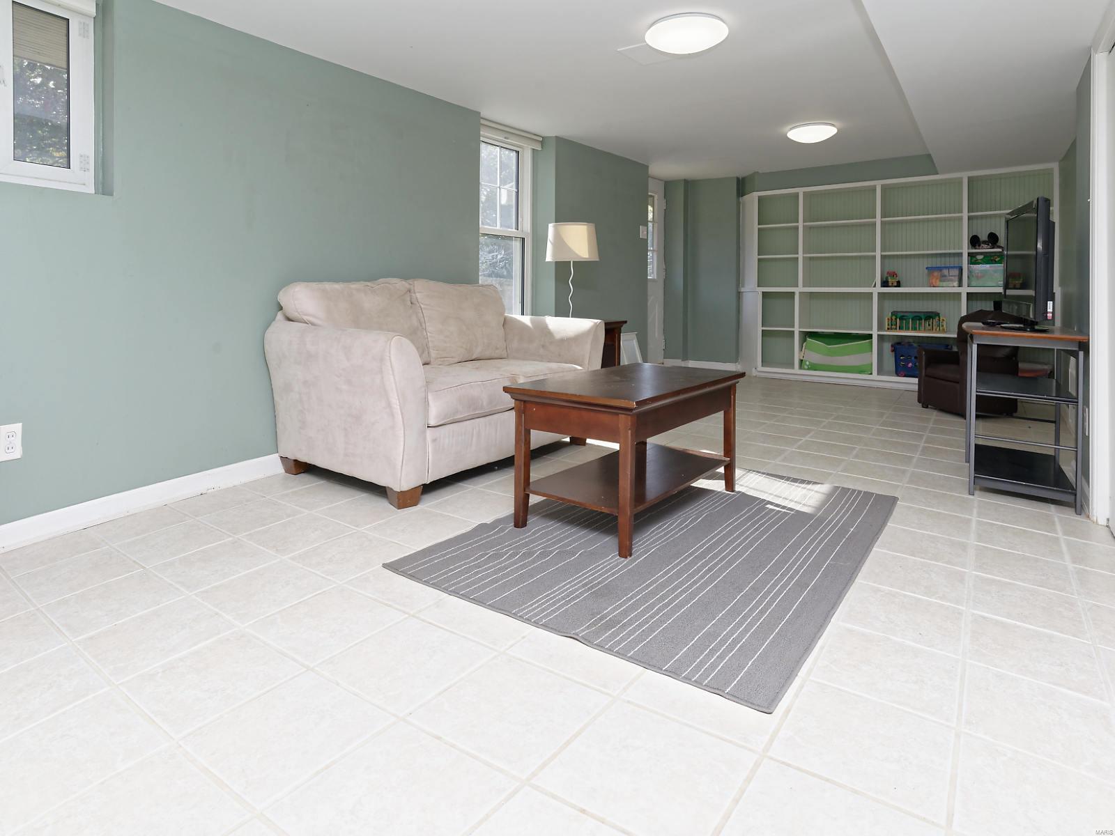 1389 North Berry Road St. Louis, MO 63122 - Photo 41 of 48 Gallery Image 41