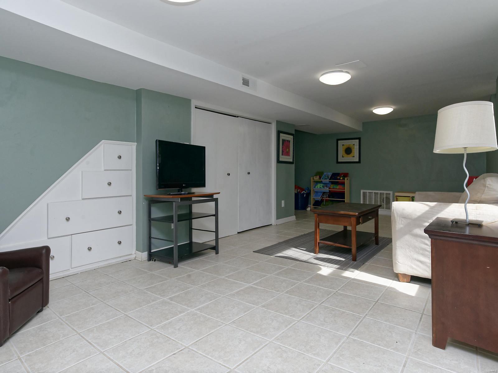 1389 North Berry Road St. Louis, MO 63122 - Photo 42 of 48 Gallery Image 42