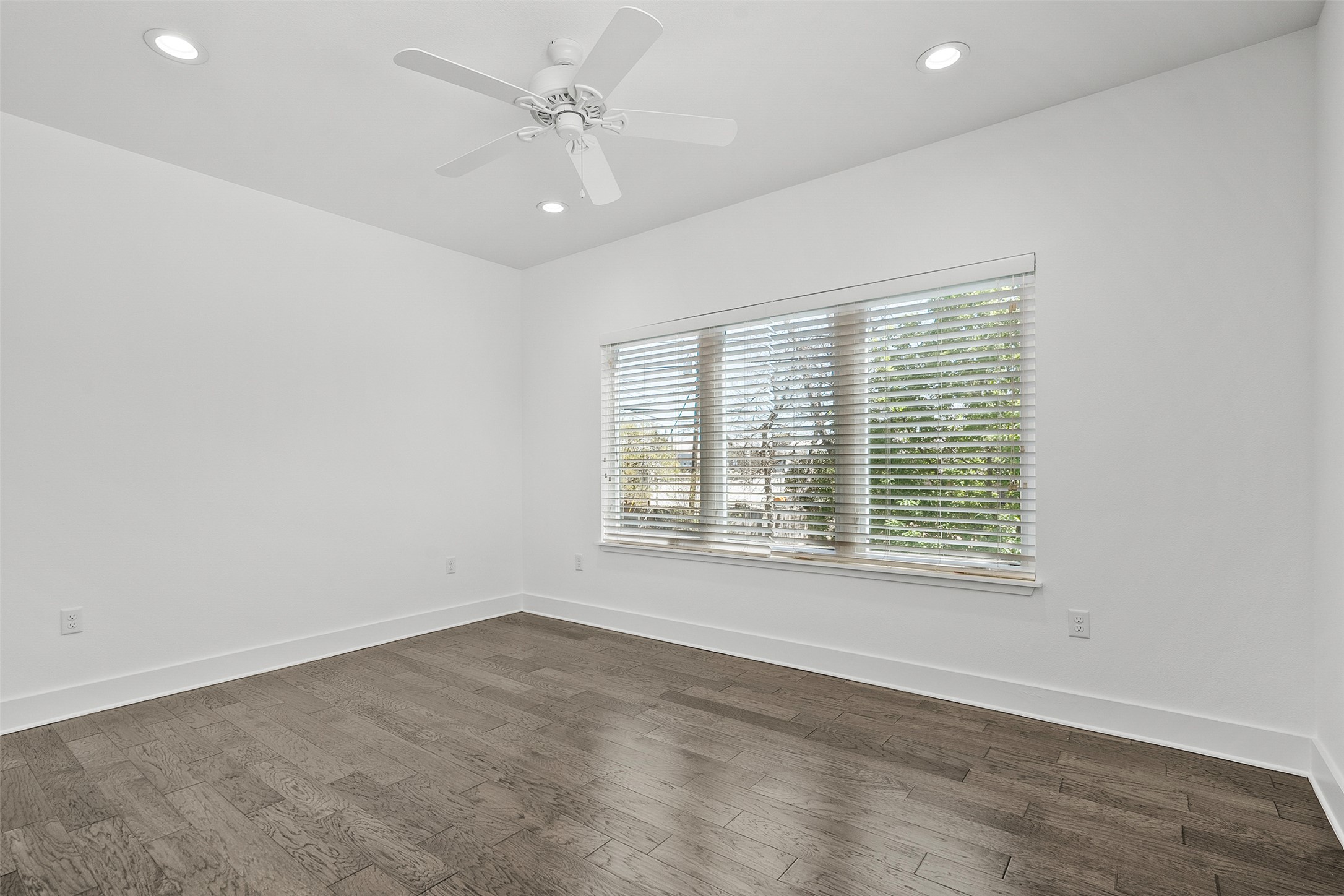 7813 Mullen Drive, Unit B Austin, TX 78757 - Photo 28 of 36 a view of an empty room with a window