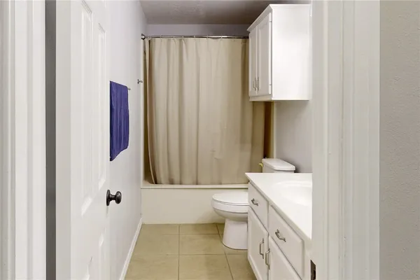 $355,000 | 2905 Mirrormere Circle, Bryan, TX 77807