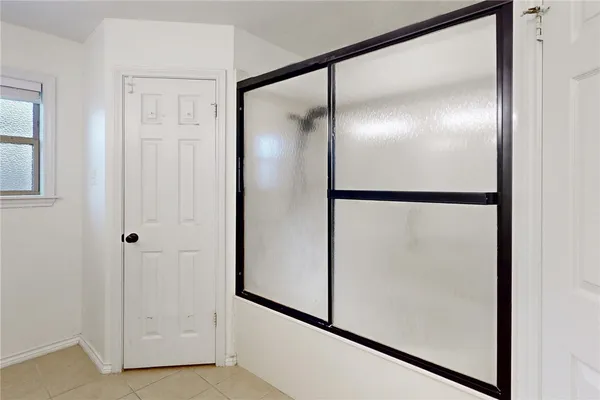 $355,000 | 2905 Mirrormere Circle, Bryan, TX 77807