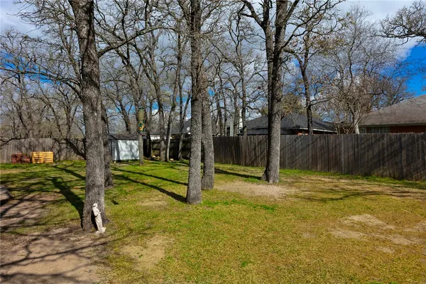 $355,000 | 2905 Mirrormere Circle, Bryan, TX 77807
