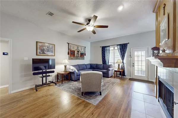 $355,000 | 2905 Mirrormere Circle, Bryan, TX 77807