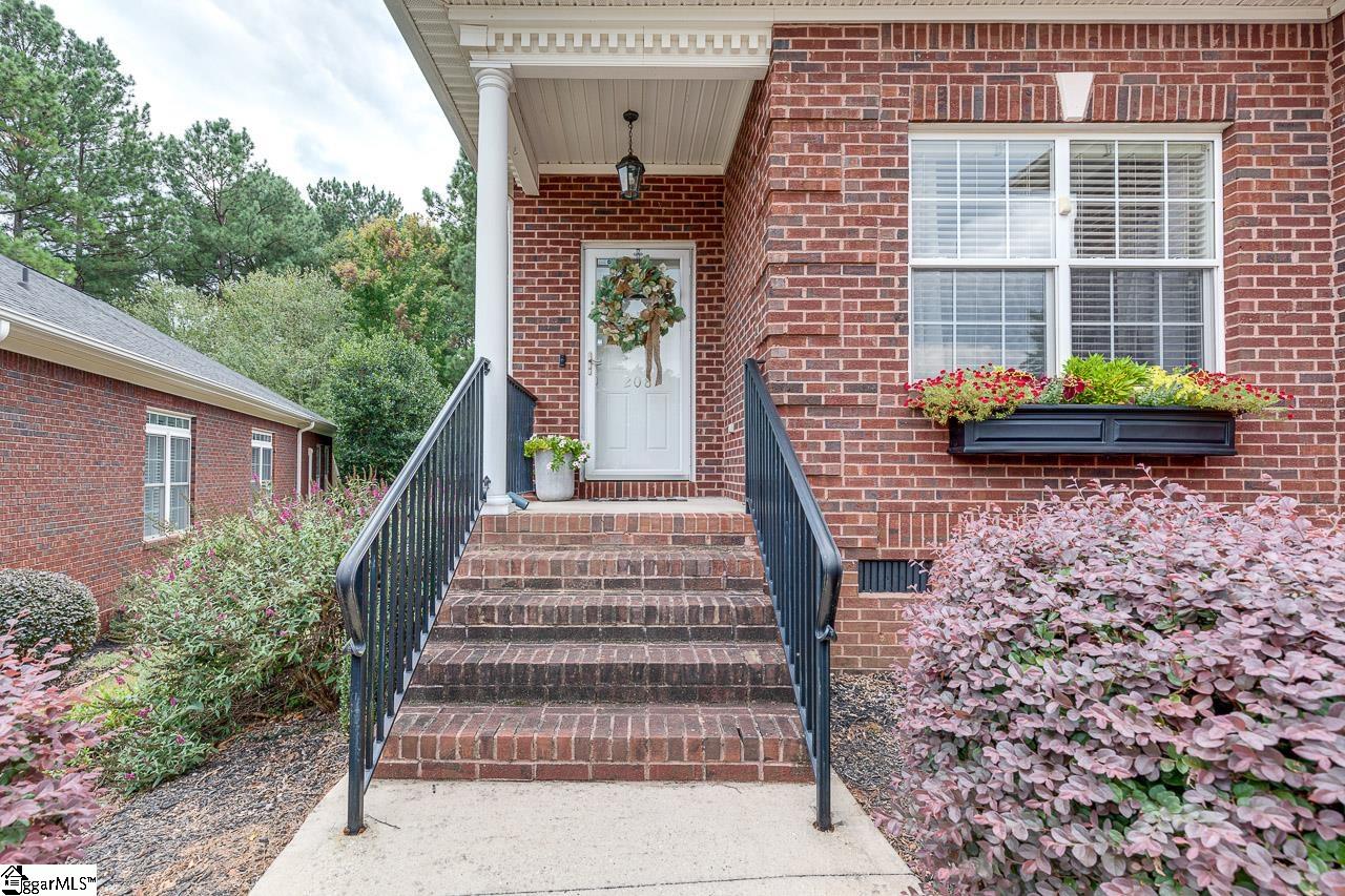208 Green Chase West Anderson, SC 29621 - Photo 3 of 32 Gallery Image 3