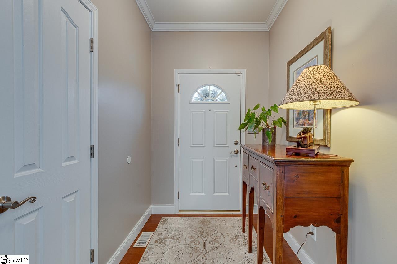 208 Green Chase West Anderson, SC 29621 - Photo 4 of 32 Gallery Image 4