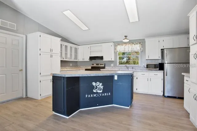 $289,000 | 12190 Northeast 10 Avenue, Trenton, FL 32693