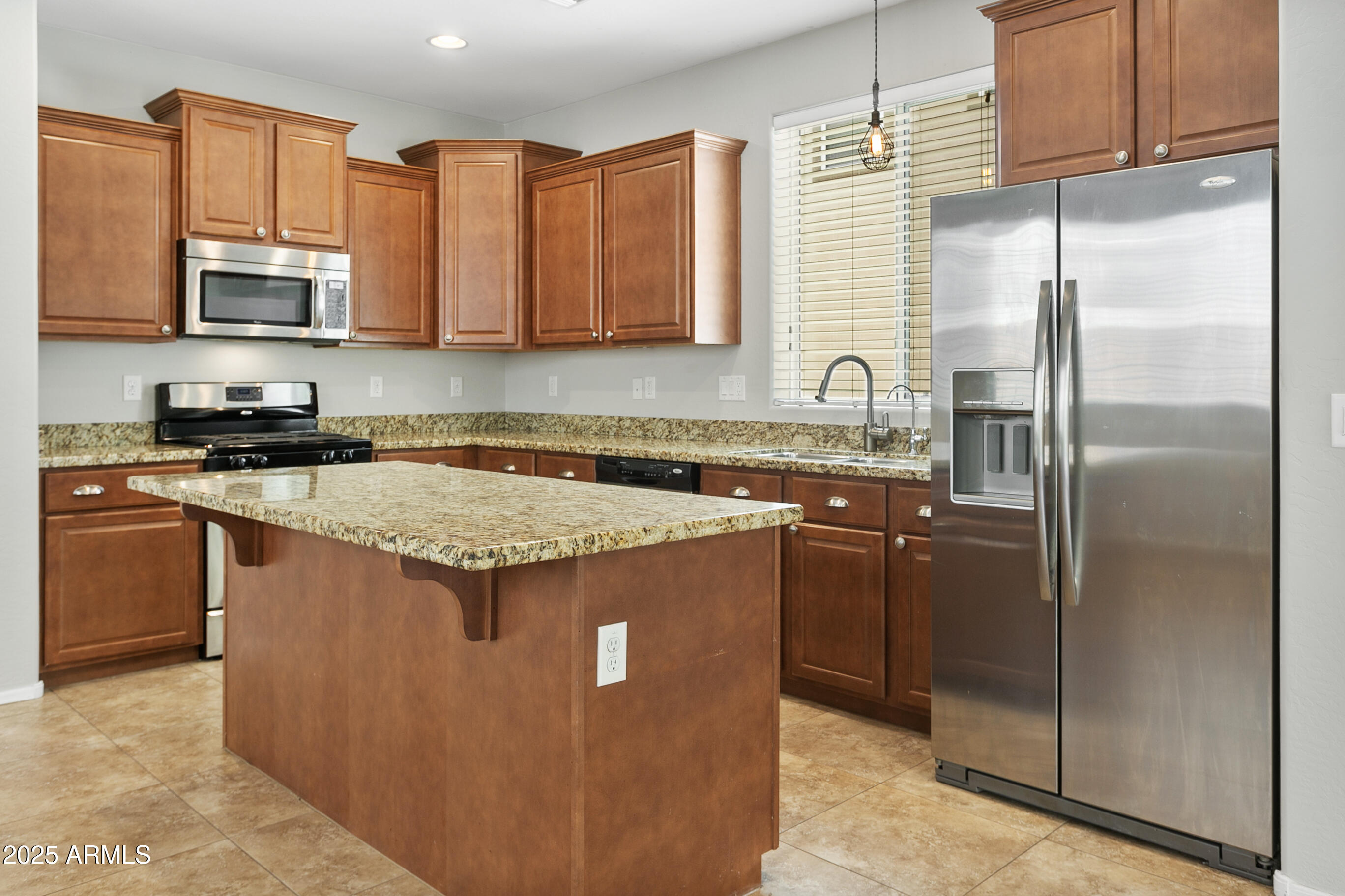 9124 South Roberts Road Tempe, AZ 85284 - Photo 9 of 27 9124SRoberts008