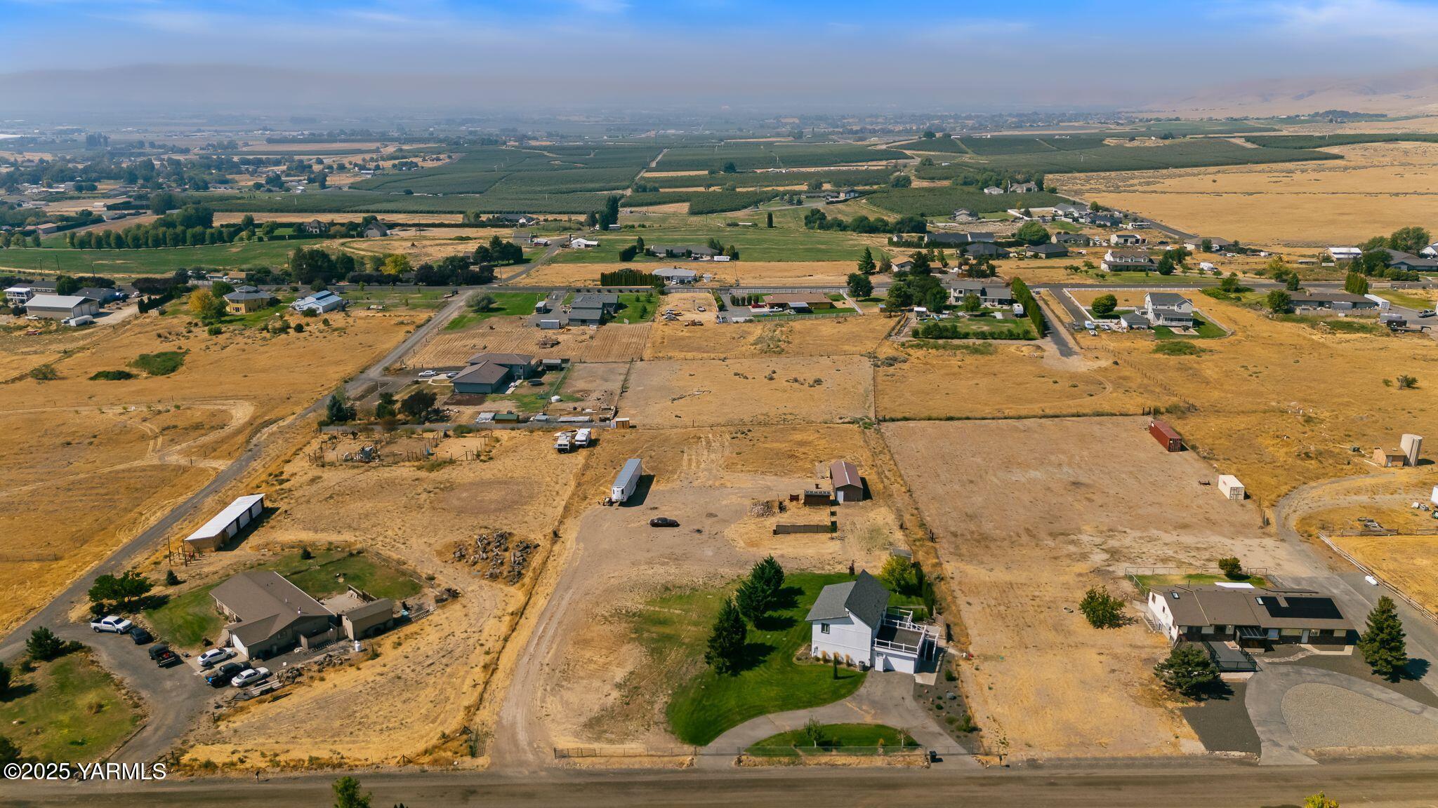 180 Hi Valley View Street Yakima, WA 98901 - Photo 41 of 44 180 Hi Valley View St Aerials-7