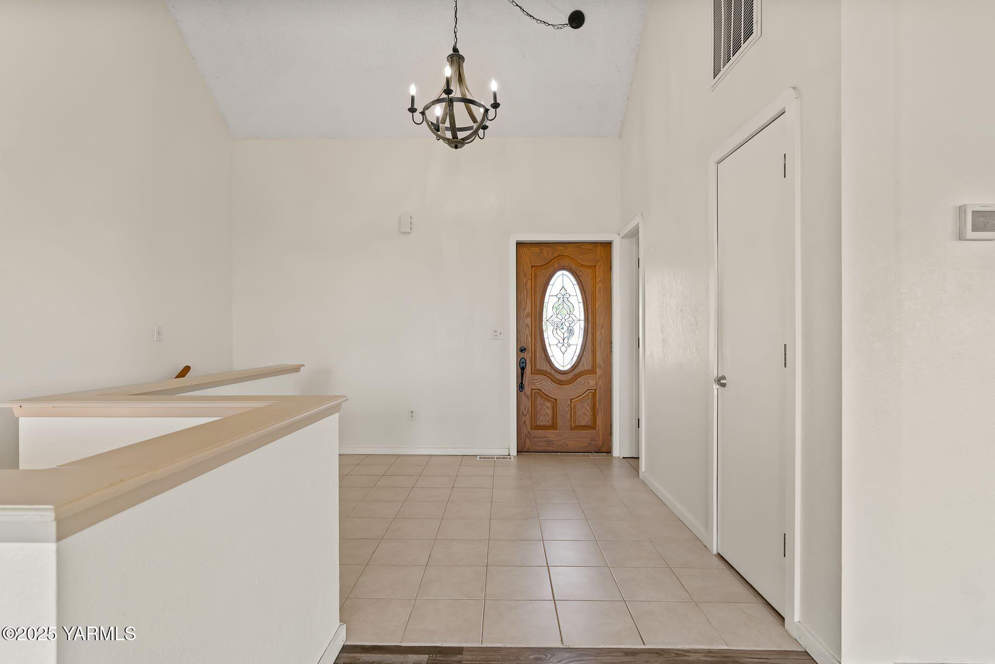 180 Hi Valley View Street Yakima, WA 98901 - Photo 6 of 44 180 Hi Valley View St-4