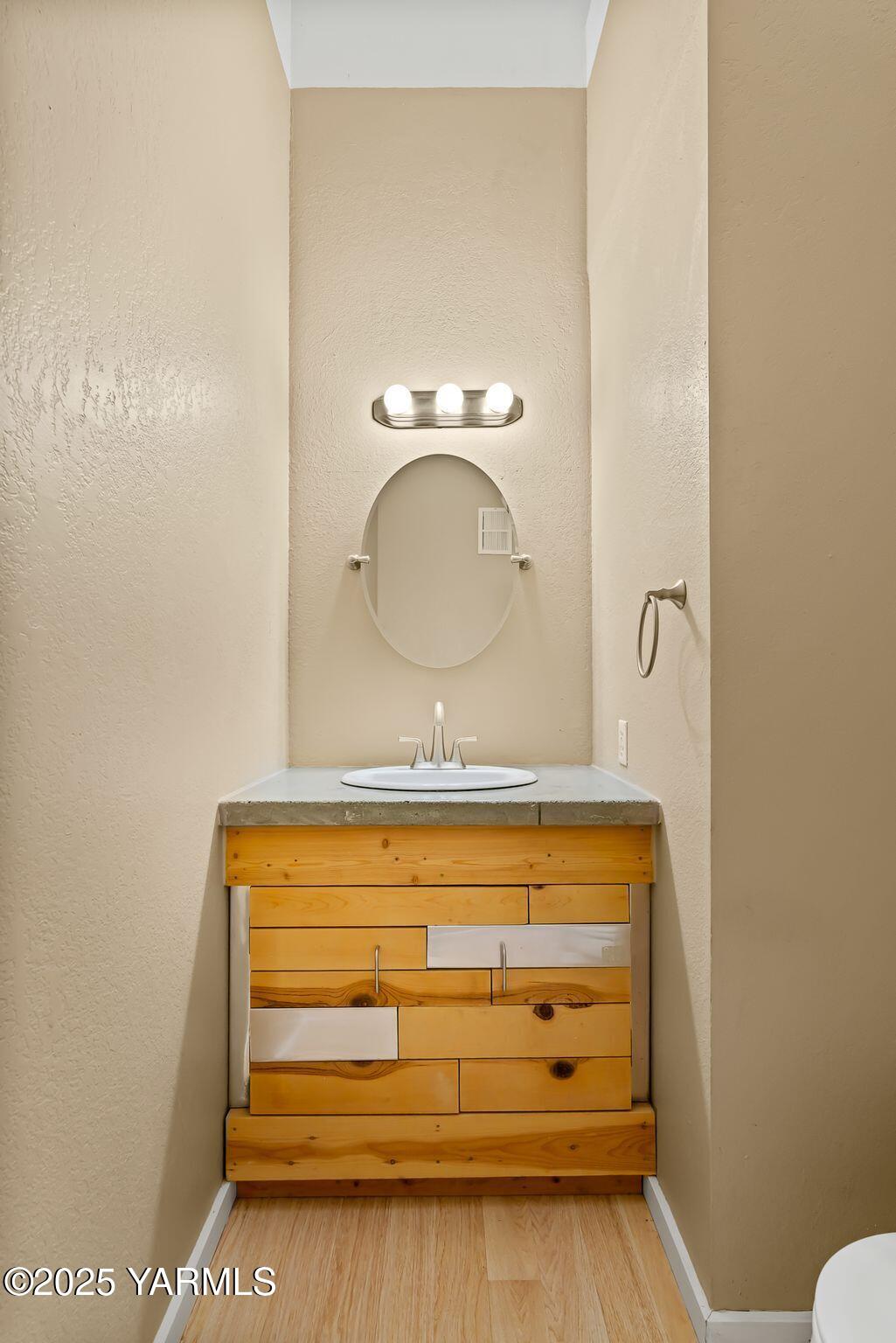 180 Hi Valley View Street Yakima, WA 98901 - Photo 7 of 44 180 Hi Valley View St-5