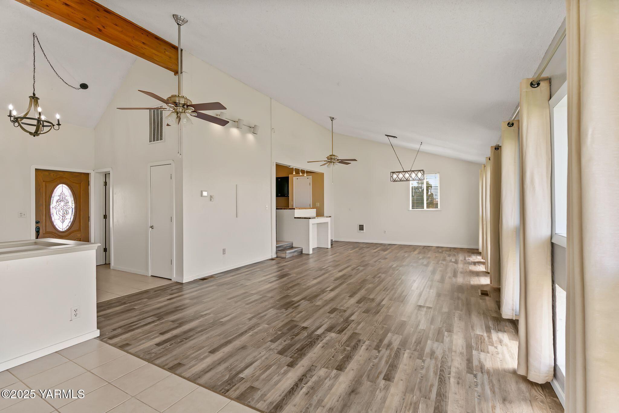 180 Hi Valley View Street Yakima, WA 98901 - Photo 8 of 44 180 Hi Valley View St-6