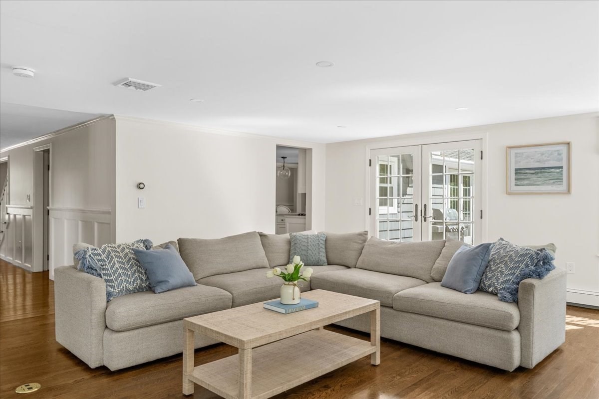 37 Stagecoach Road Hingham, MA 02043 - Photo 8 of 40 Gallery Image 8