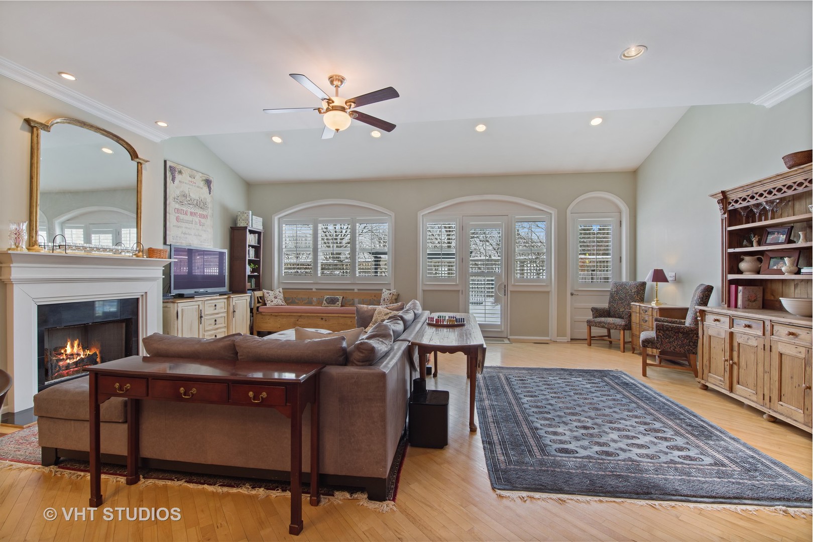 19 Rienzi Lane Highwood, IL 60040 - Photo 5 of 25