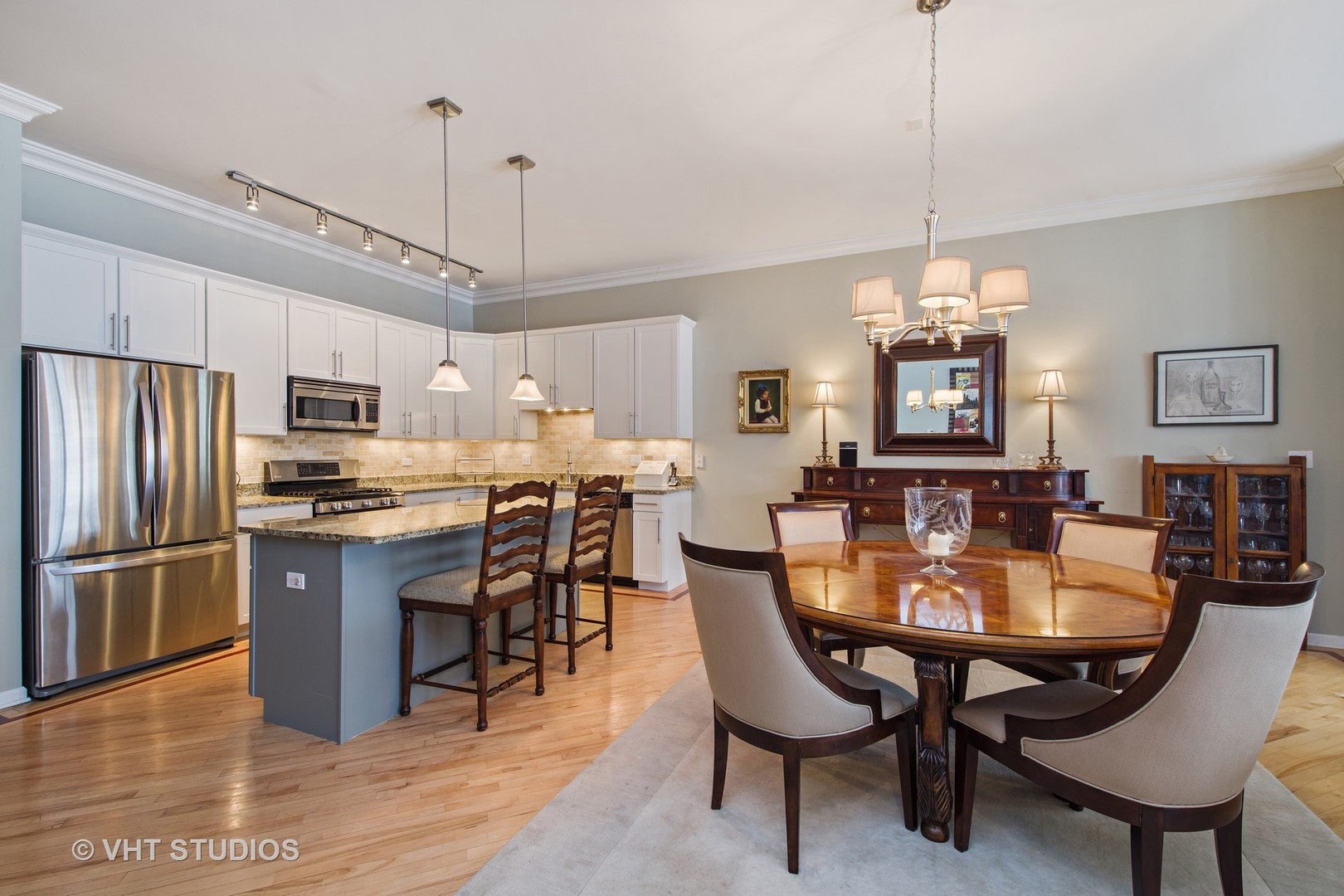 19 Rienzi Lane Highwood, IL 60040 - Photo 8 of 25