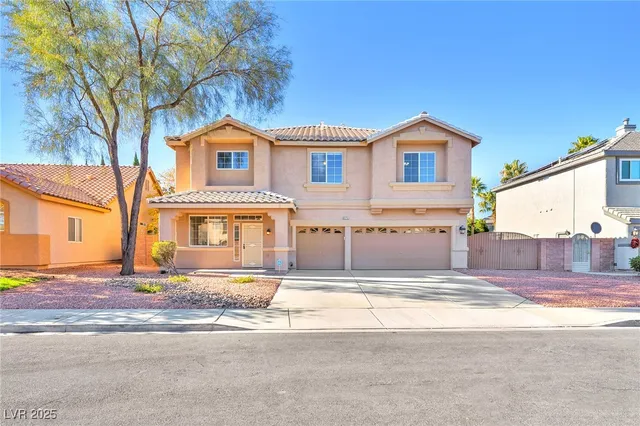 $749,000 | 425 Rhythm Street, Henderson, NV 89074
