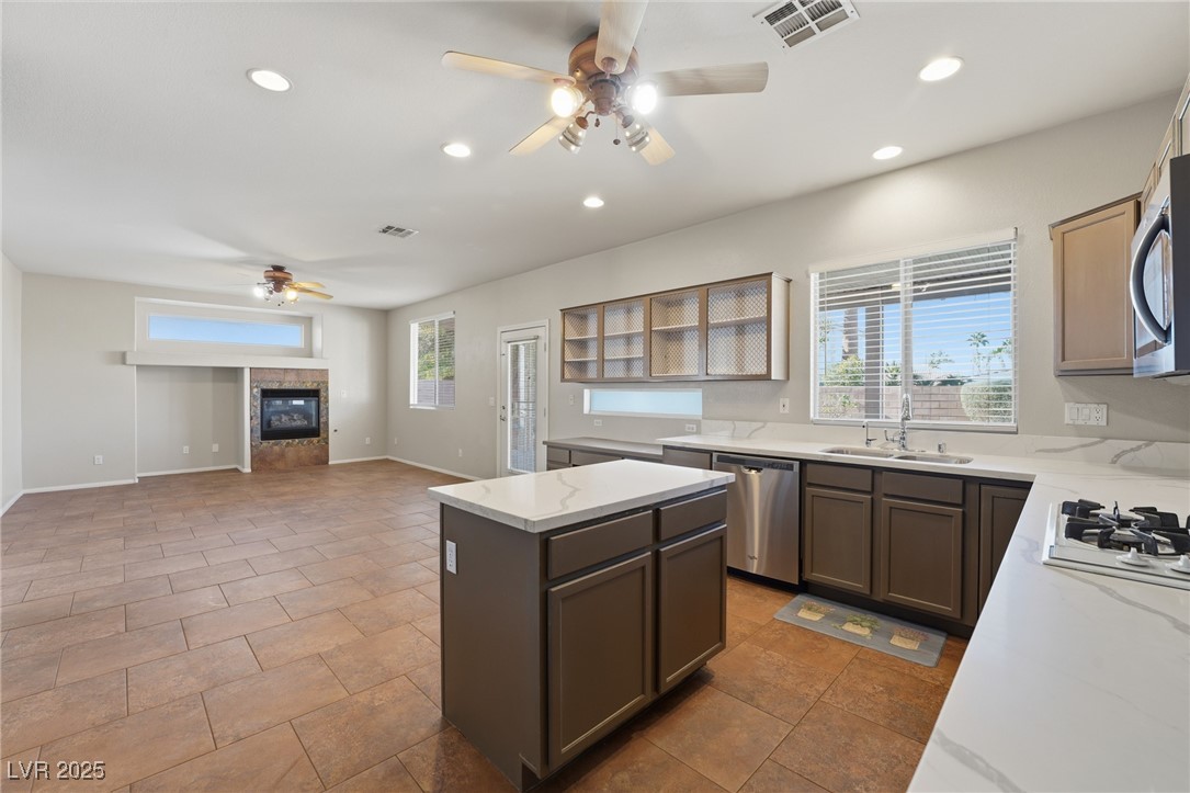 425 Rhythm Street Henderson, NV 89074 - Photo 13 of 50