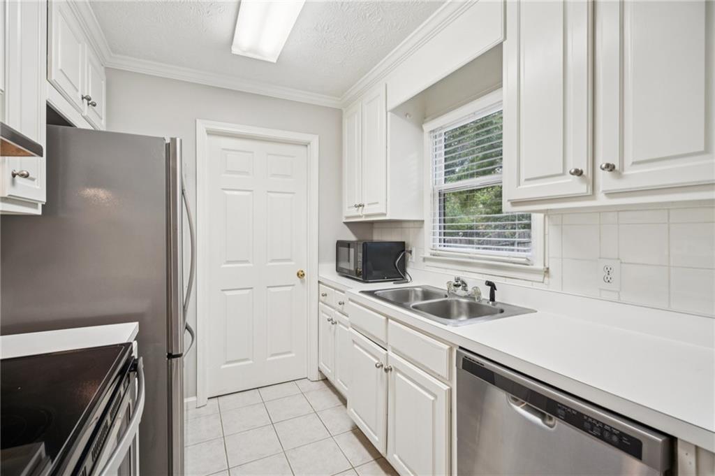 5605 Austin Garner Road Sugar Hill, GA 30518 - Photo 11 of 45