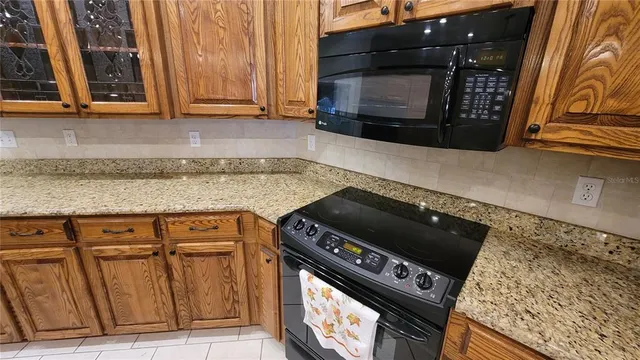 $4,000 | 8762 Highway 26, Newberry, FL 32669