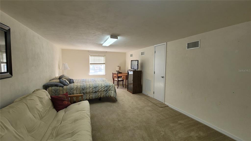 8762 Highway 26 Newberry, FL 32669 - Photo 55 of 63 a living room with furniture and a window
