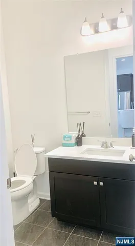 $5,400 | 33 Parkside Lane, Unit 33, Teaneck, NJ 07666