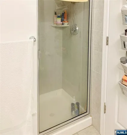 $5,400 | 33 Parkside Lane, Unit 33, Teaneck, NJ 07666