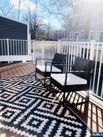 $5,400 | 33 Parkside Lane, Unit 33, Teaneck, NJ 07666