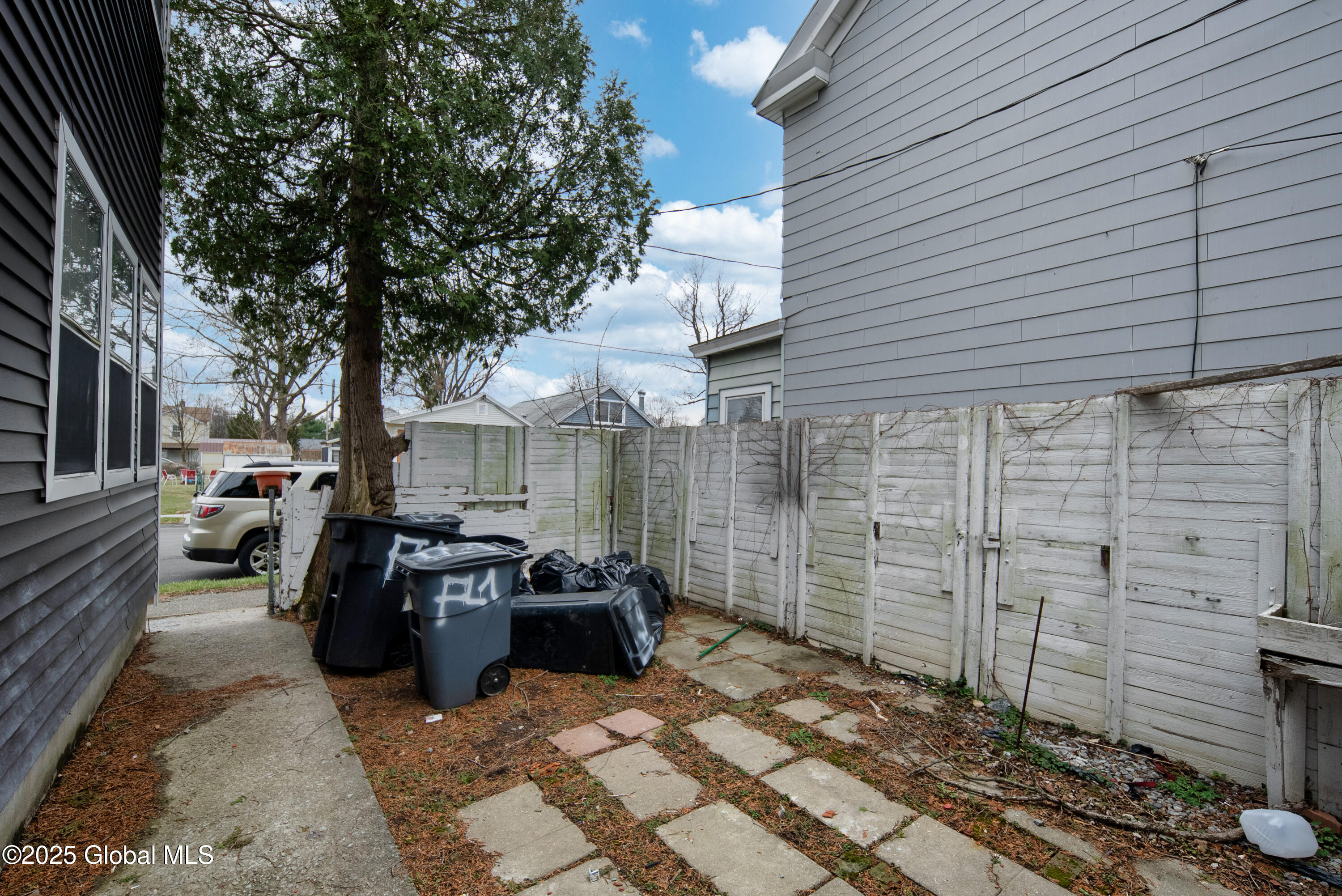 201 Broadway Watervliet, NY 12189 - Photo 48 of 52 049