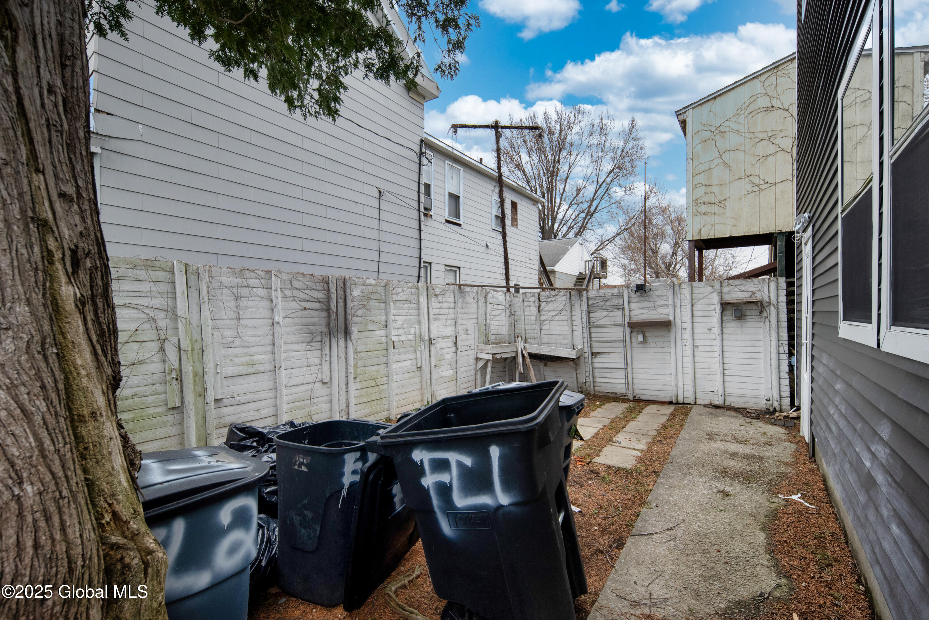 201 Broadway Watervliet, NY 12189 - Photo 49 of 52 050