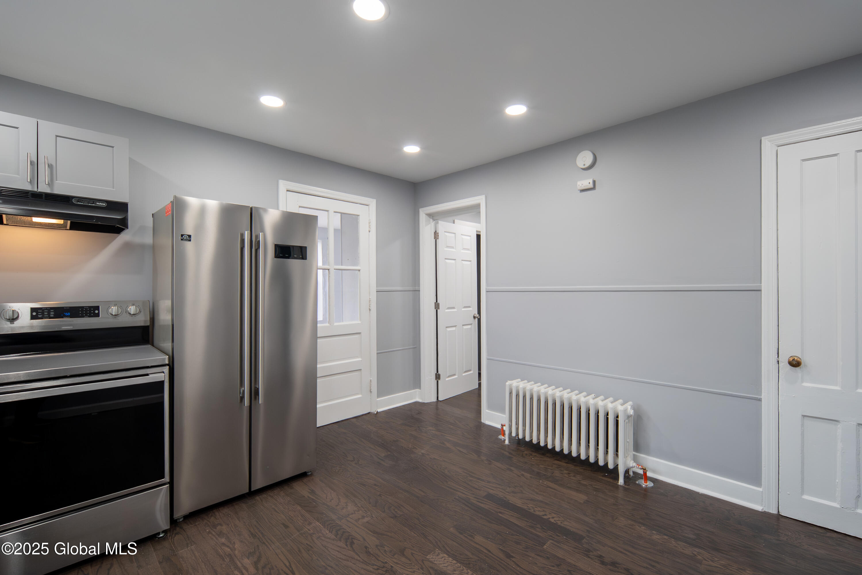 201 Broadway Watervliet, NY 12189 - Photo 6 of 52 006