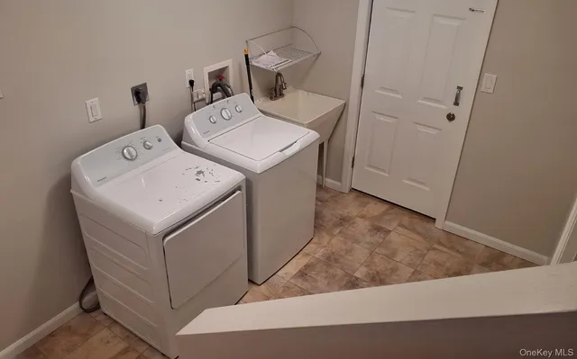 $2,700 | 81 Kearsing Parkway, Unit B, Spring Valley, NY 10952