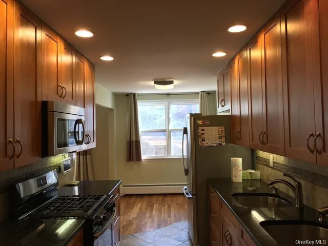 $2,700 | 81 Kearsing Parkway, Unit B, Spring Valley, NY 10952