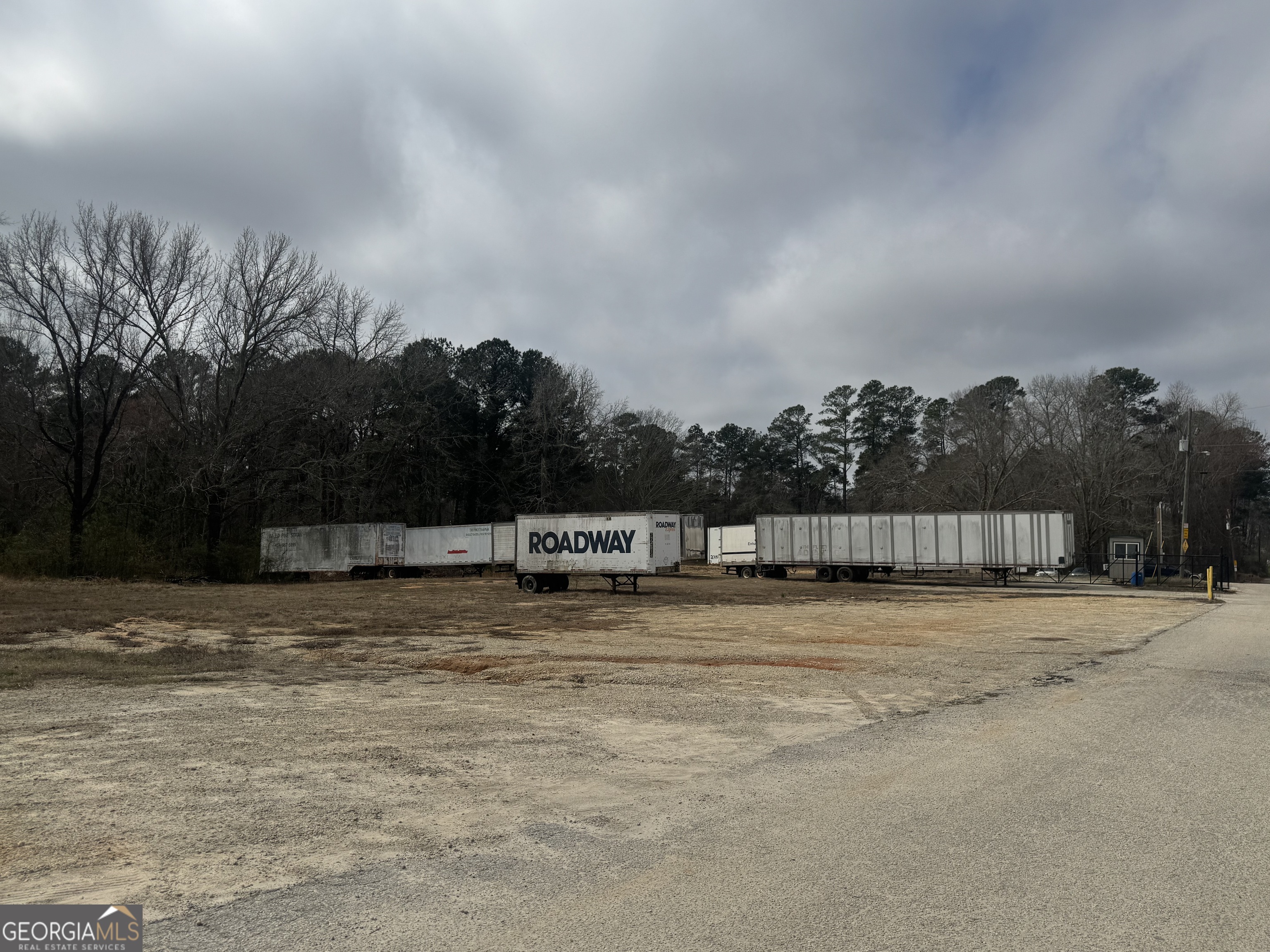 184 Mill Road McDonough, GA 30253 - Photo 21 of 40 a view of a yard