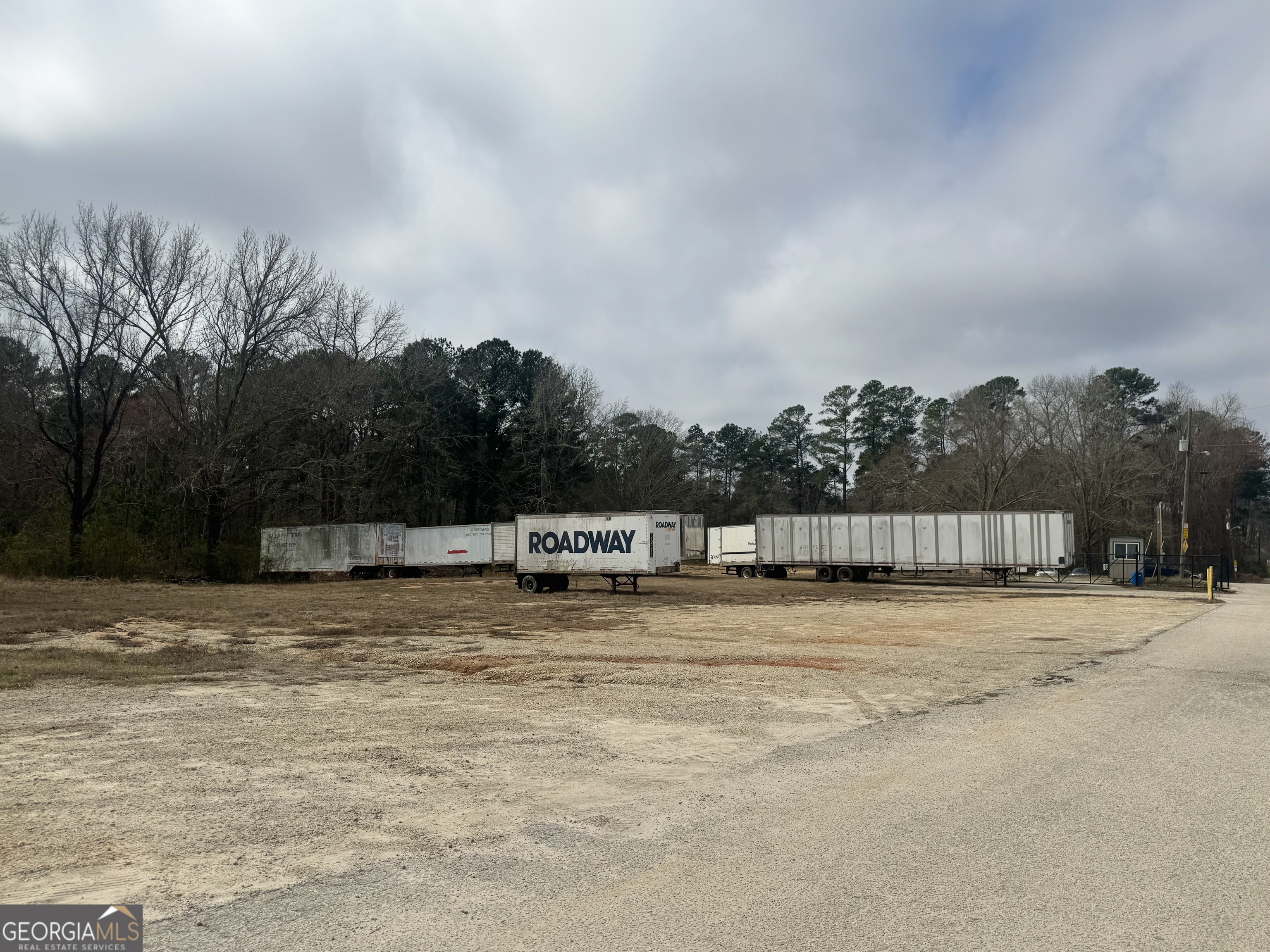 184 Mill Road McDonough, GA 30253 - Photo 22 of 40 a view of a yard