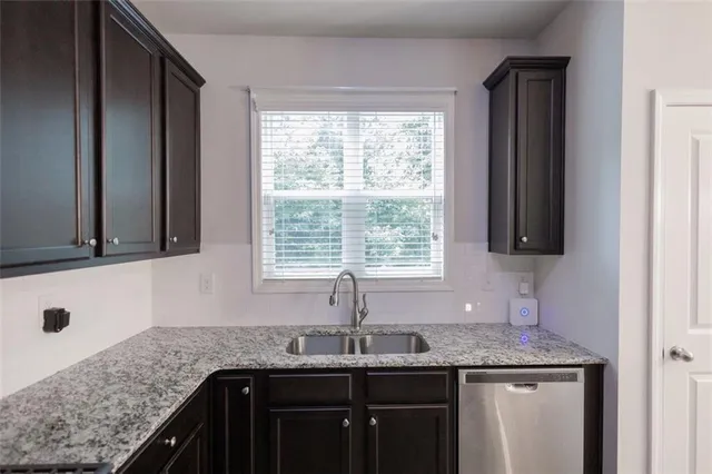 $305,000 | 4727 Beacon Ridge Lane, Flowery Branch, GA 30542