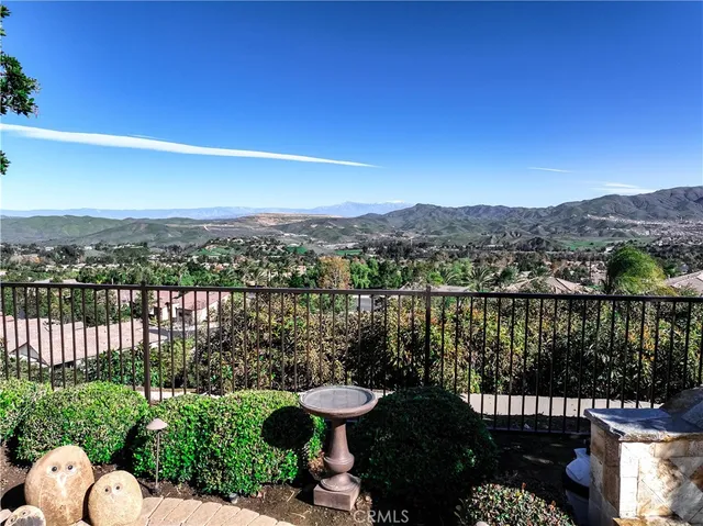 $699,900 | 24326 Fawnskin Drive, Corona, CA 92883