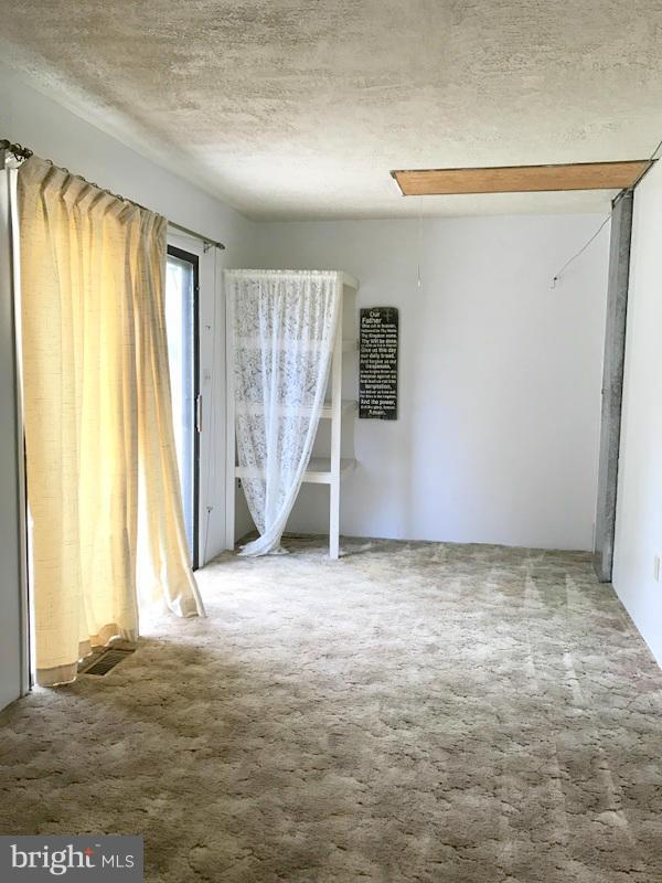 292 North Hayfield Road Winchester, VA 22603 - Photo 15 of 17 Interior (General)