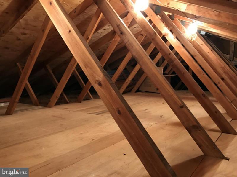 292 North Hayfield Road Winchester, VA 22603 - Photo 16 of 17 Interior (General)