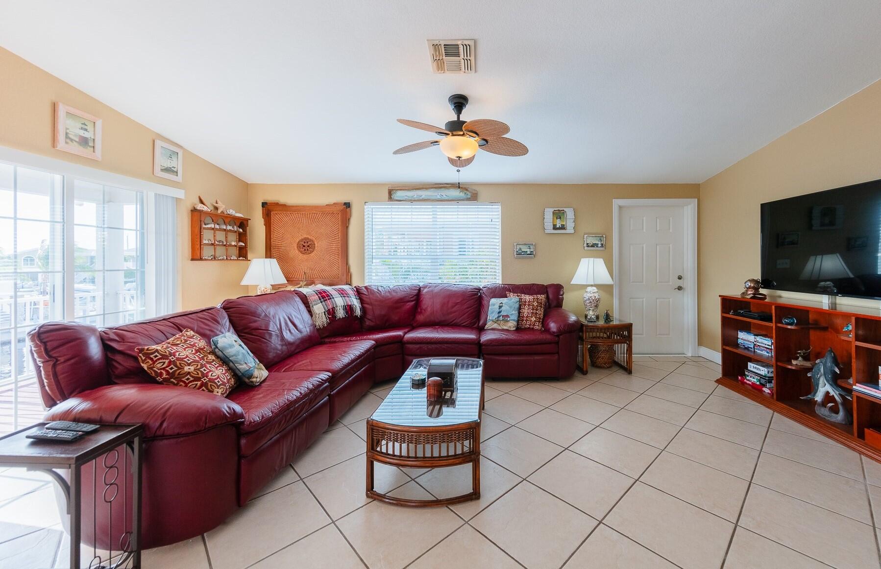 338 Windley Road Key Largo, FL 33037 - Photo 21 of 40 338 Windley Road Key Largo, Fl 33037-27