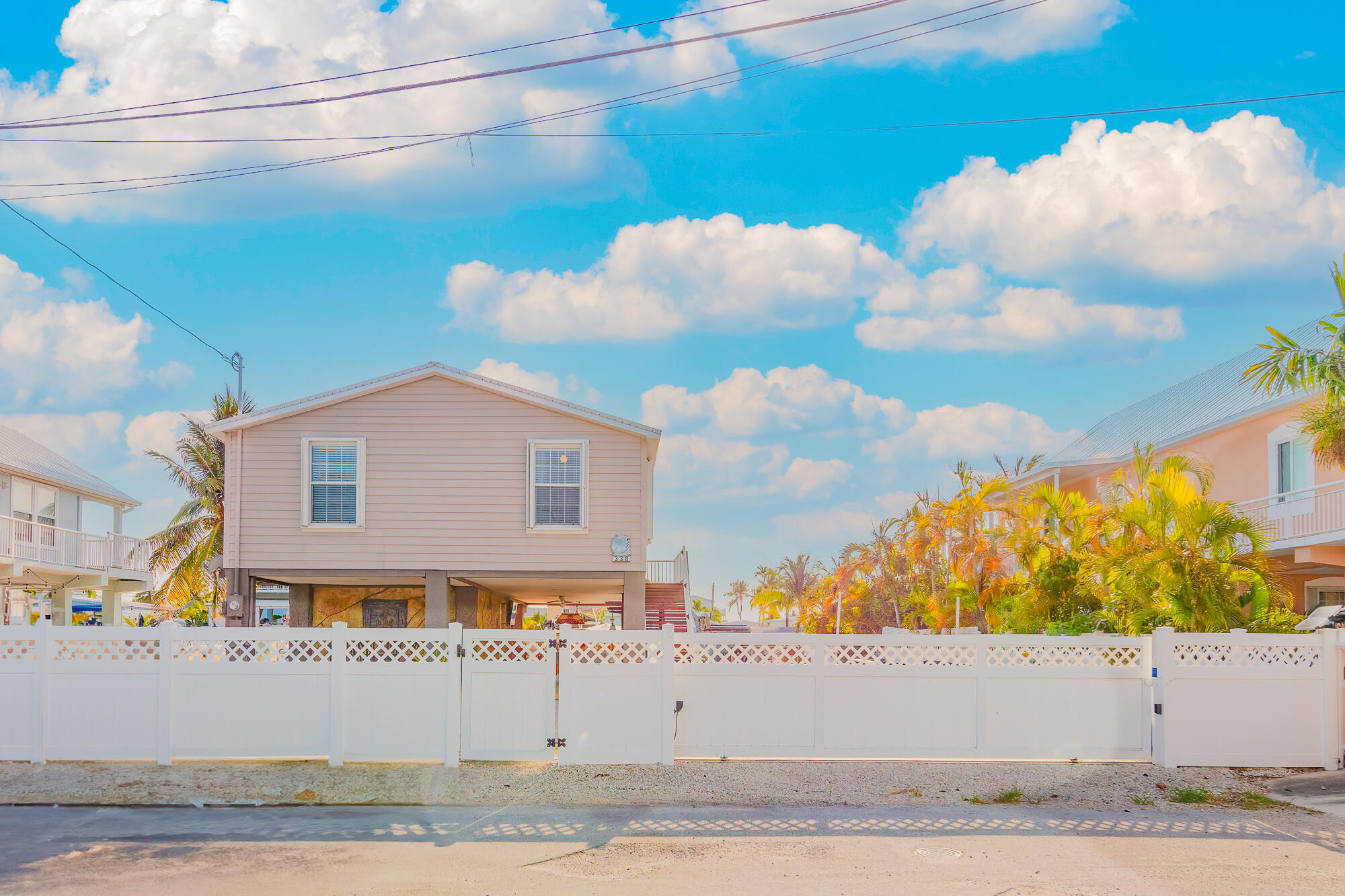 338 Windley Road Key Largo, FL 33037 - Photo 5 of 40 338 Windley Road Key Largo, Fl 33037-11