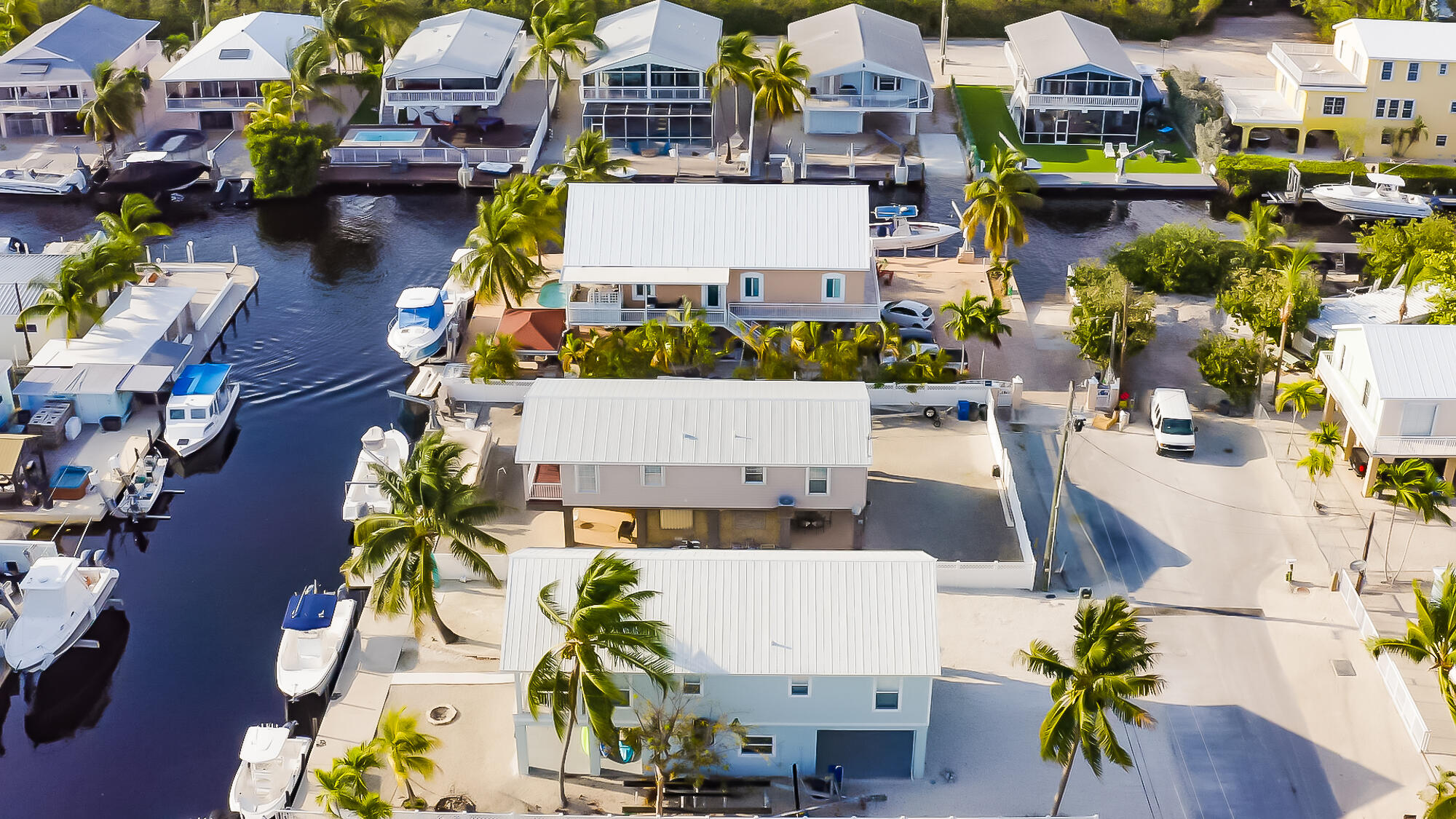338 Windley Road Key Largo, FL 33037 - Photo 6 of 40 338 Windley Road Key Largo, Fl 33037-6
