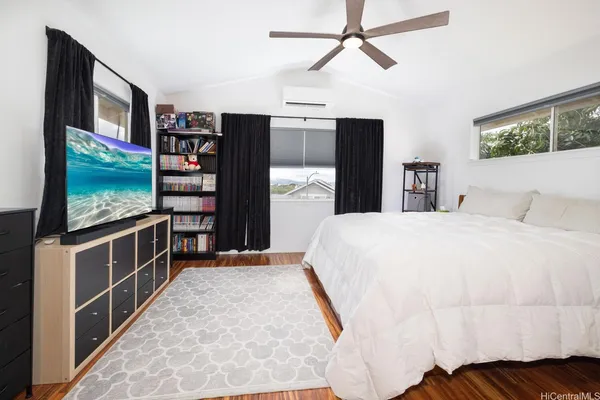$1,100,000 | 94-689 Lumiaina Street, Waipahu, HI 96797