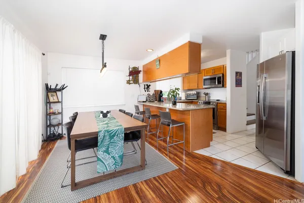 $1,100,000 | 94-689 Lumiaina Street, Waipahu, HI 96797