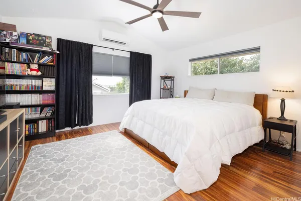 $1,100,000 | 94-689 Lumiaina Street, Waipahu, HI 96797