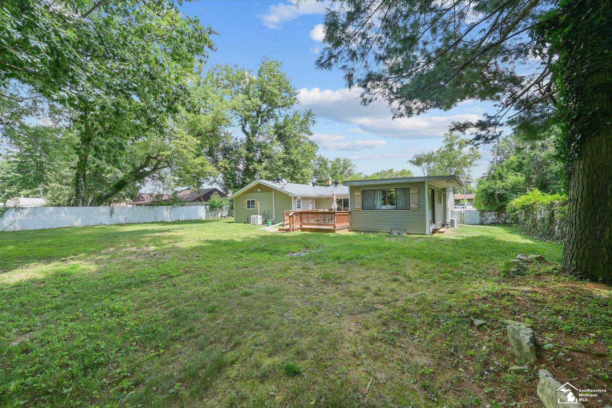 9831 Summerfield Road Temperance, MI 48182 - Photo 25 of 29 Gallery Image 25