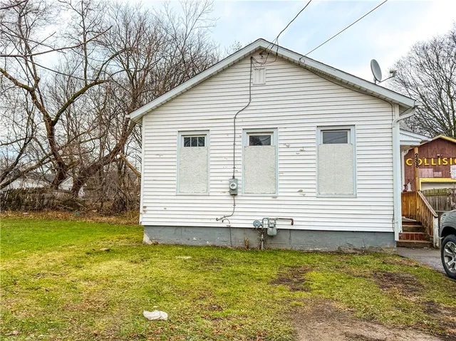 $69,900 | 288 Orchard Street, Rochester, NY 14606