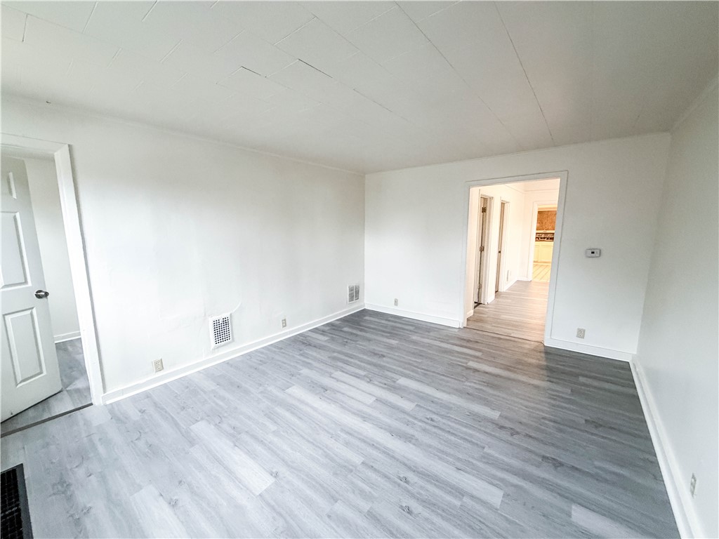 288 Orchard Street Rochester, NY 14606 - Photo 5 of 16