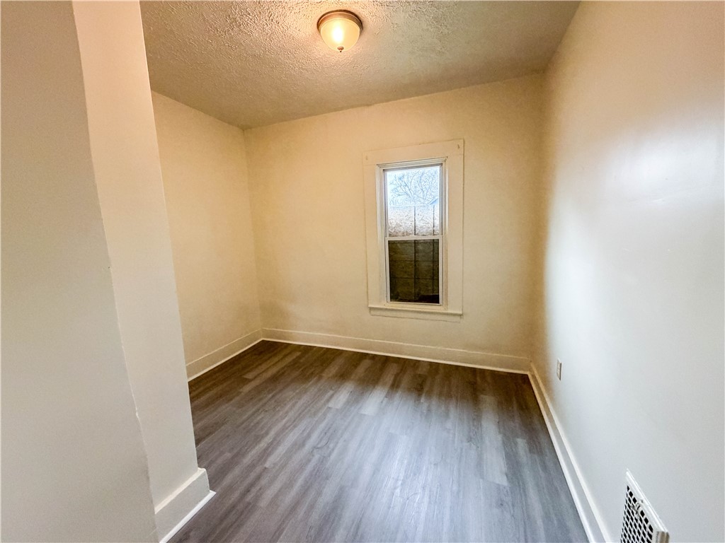 288 Orchard Street Rochester, NY 14606 - Photo 8 of 16