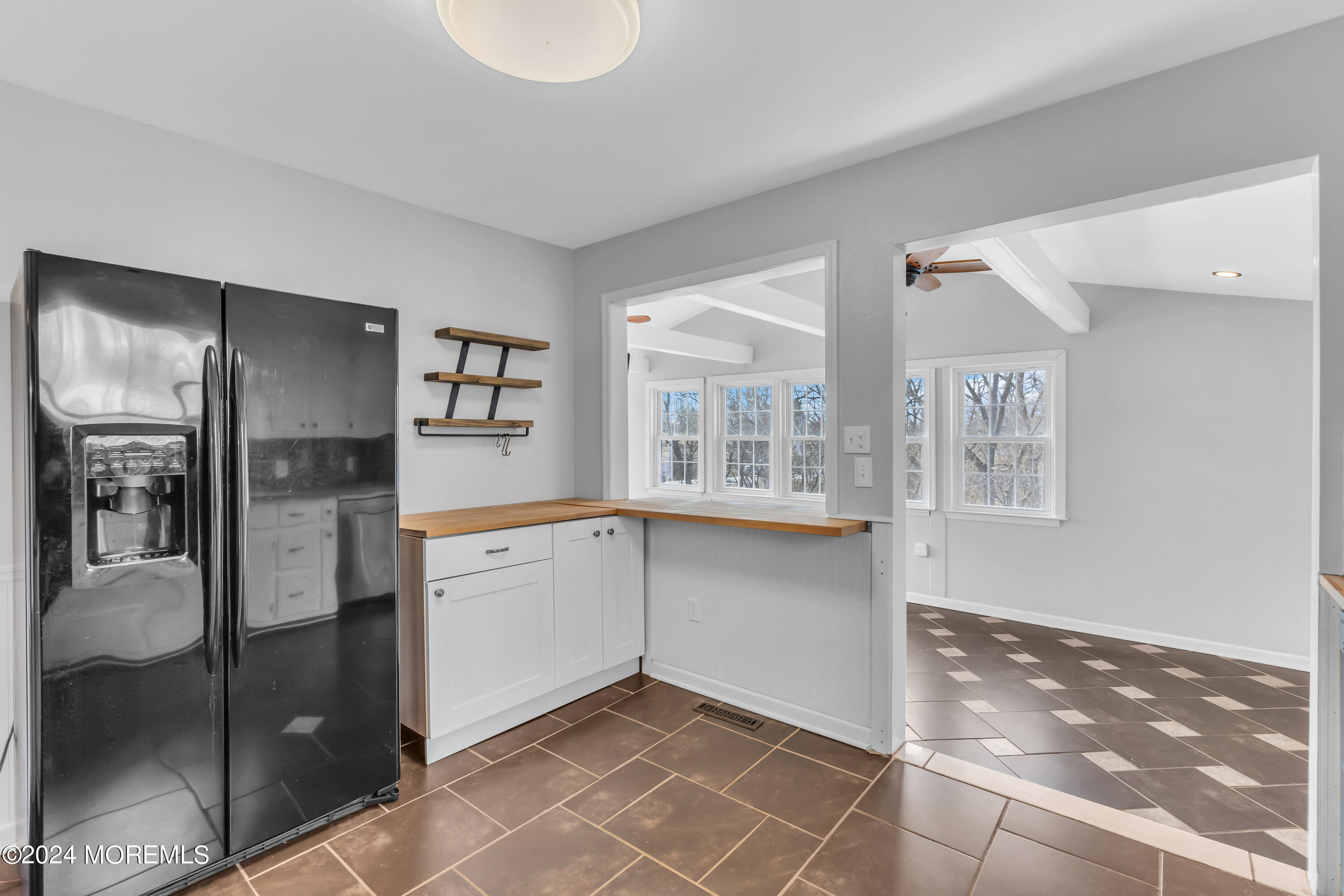 184 Burlington Path Road Cream Ridge, NJ 08514 - Photo 12 of 42 017_dsc02085
