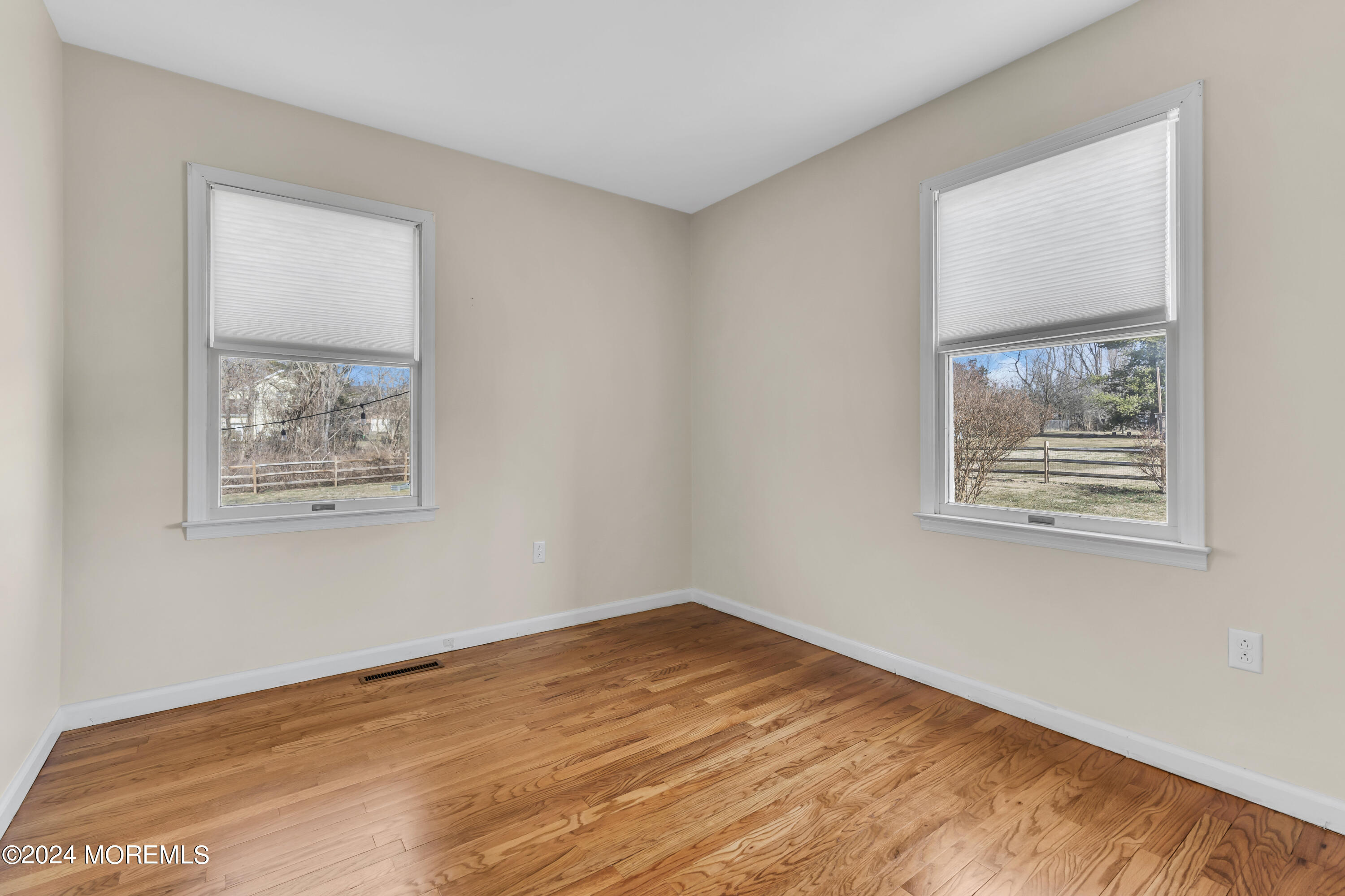 184 Burlington Path Road Cream Ridge, NJ 08514 - Photo 27 of 42 036_dsc02025