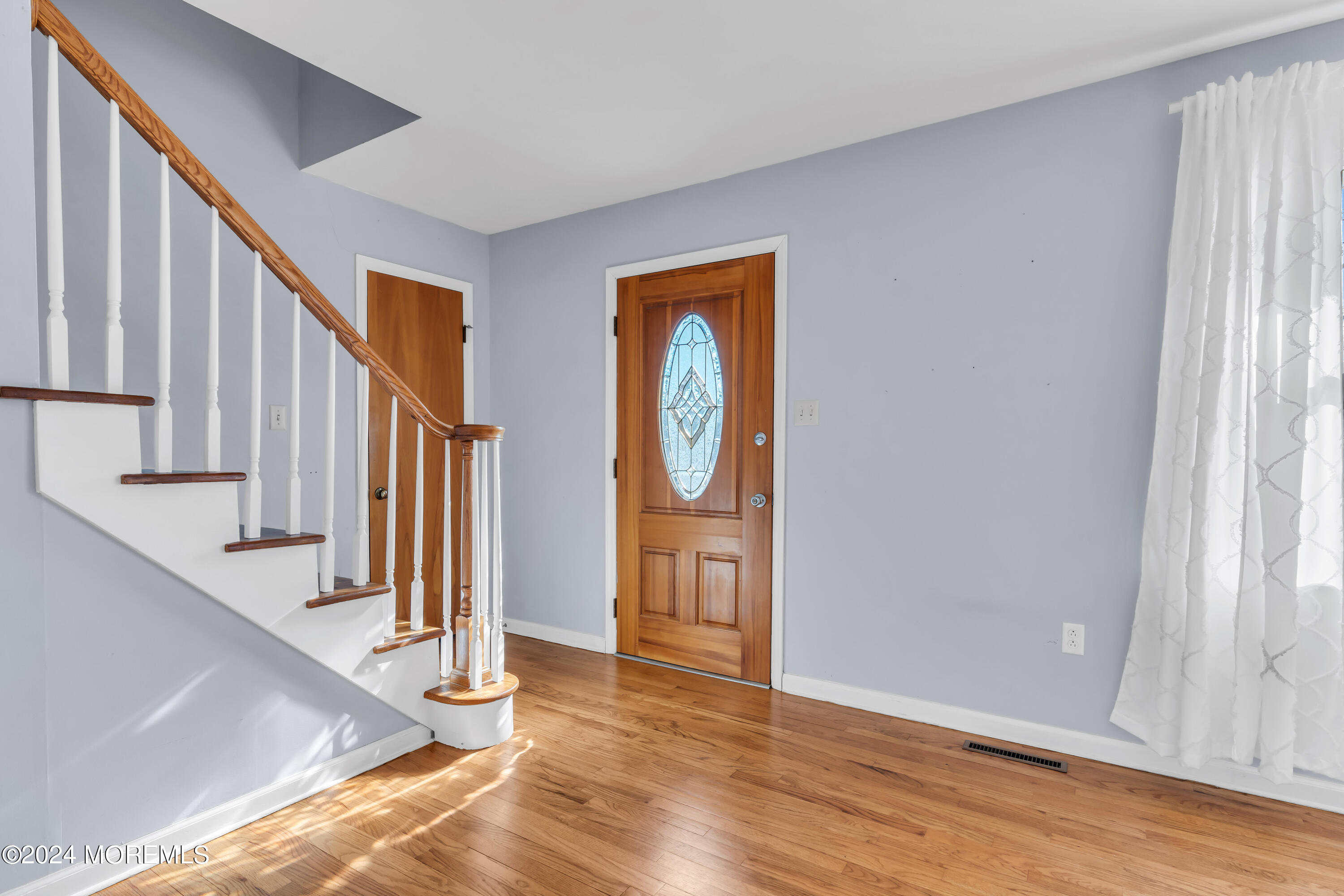 184 Burlington Path Road Cream Ridge, NJ 08514 - Photo 3 of 42 008_dsc02035